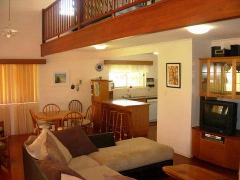 Sand Piper Cottage Rainbow Beach - Sydneys Hotel 2