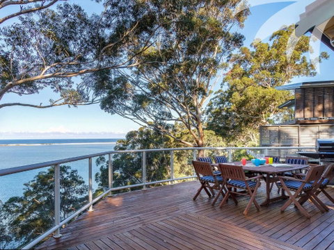 Sandbar View - Sydneys Hotel 0