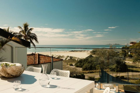 Sandcastles, Unit 20 - Sydneys Hotel 1