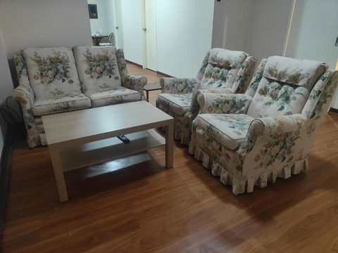 The Cozy Little House - Sydneys Hotel 1