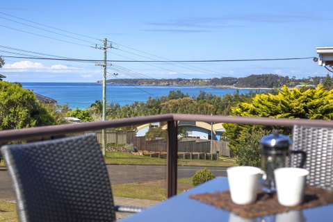 Beachside Getaway - Sydneys Hotel 0