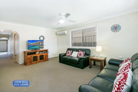 Beachside Holiday Home - Sydneys Hotel 2
