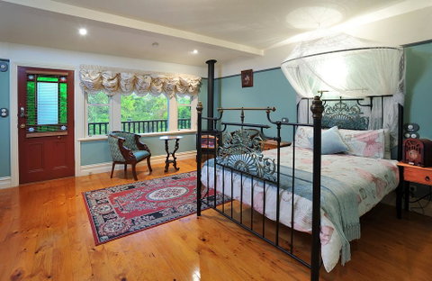 Belgrave Bed And Breakfast - Sydneys Hotel 2