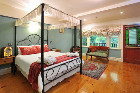 Belgrave Bed And Breakfast - Sydneys Hotel 0