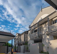 Benson Court Motel - Sydneys Hotel