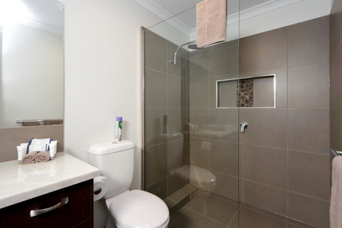 Best Western Aspen And Apartments - Sydneys Hotel 3
