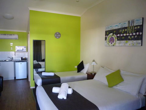 Best Western Caboolture Central Motor Inn - Sydneys Hotel 2