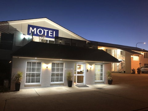 Best Western Coachmans Inn Motel - Sydneys Hotel 1