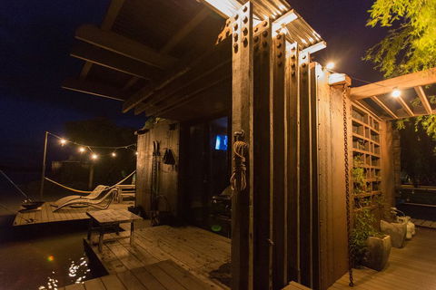 Bill's Boathouse - Sydneys Hotel 3