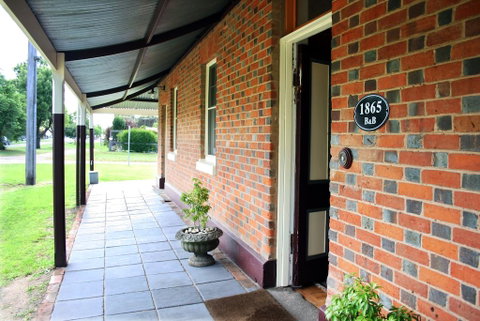 Birregurra 1865 B & B - Sydneys Hotel 0