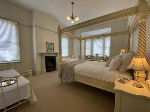 Blayney House - Sydneys Hotel 0