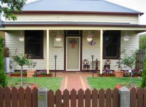 Bloomsbury Cottage - Sydneys Hotel 1