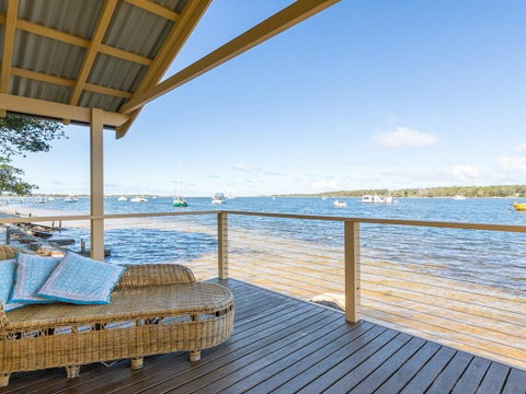 Bluewater - Riverfront Location With Water Views - Sydneys Hotel 0