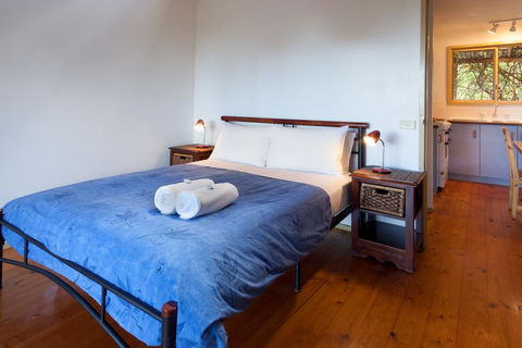 Bombina Cottages - Sydneys Hotel 3