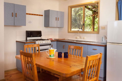 Bombina Cottages - Sydneys Hotel 2