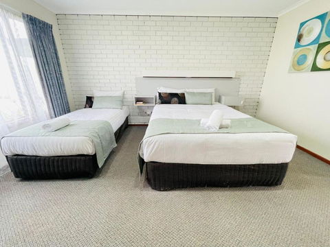 Warragul Views Motor Inn - Sydneys Hotel 2