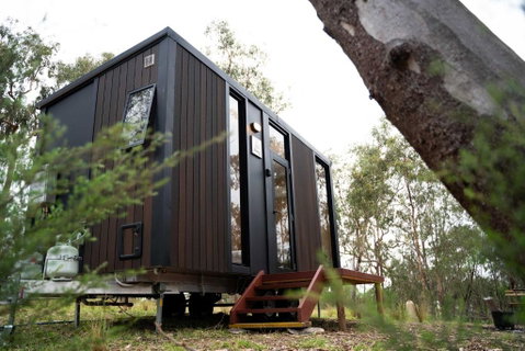Whispering Wallaby By Tiny Away - Sydneys Hotel 0