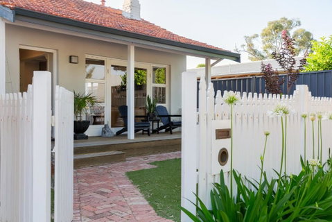 Guildford Cottage By Swan Bnb Management - Sydneys Hotel 0