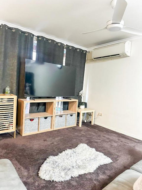 Queen Of The Desert Villa Secure & Gated 2 Bdrm Home - Sydneys Hotel 3