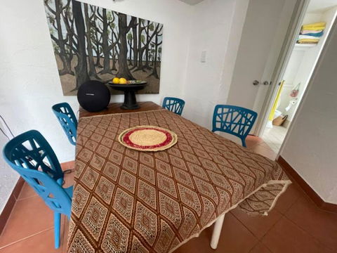 Secure Bush Sanctuary - Sydneys Hotel 3