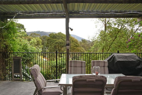 Yarra Ranges Country Apartment - Sydneys Hotel 0
