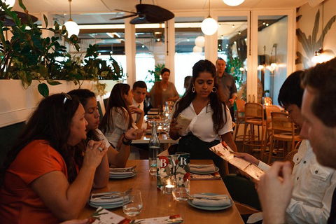 Drinks & Bites In Potts Point Private Tour - Sydneys Hotel 4
