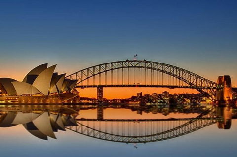 The Rocks & Darling Harbour With A Local: Private & Personalized - Sydneys Hotel 4