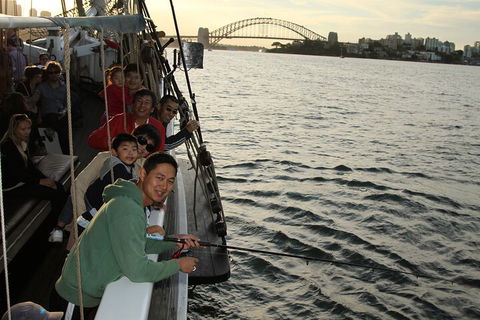 Sydney Harbour Tall Ship Twilight Dinner Cruise - Sydneys Hotel 5