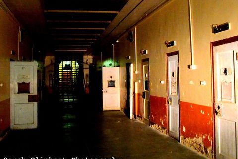 Adelaide Gaol Ghost Tour And Paranormal Investigation - Sydneys Hotel 2