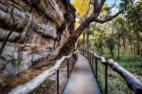 Kakadu National Park Cultural Experience - Sydneys Hotel 0