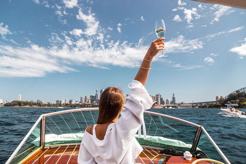 Private Icons And Highlights Cruise Of Sydney Harbour - Sydneys Hotel 2