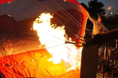 Melbourne Balloon Flights, The Peaceful Adventure - Sydneys Hotel 0