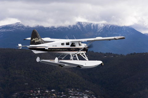 30-Minute Hobart Scenic Flight - Sydneys Hotel 4