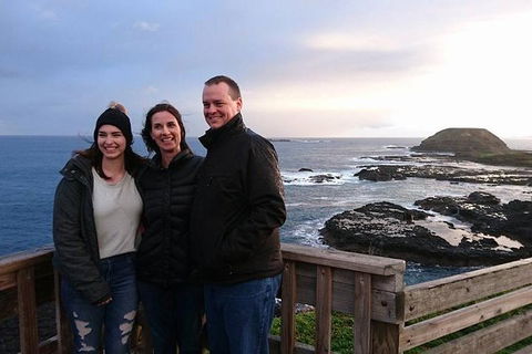 Phillip Island Medium Size Group Tour - Sydneys Hotel 0