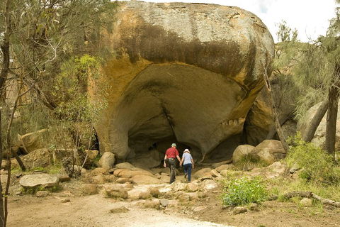 2-Day Wave Rock, York, Wildflowers & Aboriginal Experience - Sydneys Hotel 3