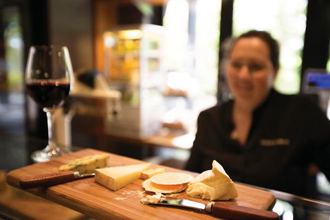 Yarra Valley 2-6 Guests With Lunch And Gin Tasting At Four Pillars - Sydneys Hotel 4
