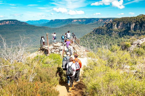 Small-Group Blue Mountains Day Trip From Sydney With Wildlife Park - Sydneys Hotel 1