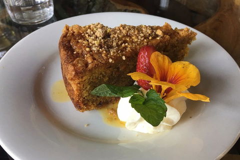 Sunshine Coast Private Scenic Guided Tour Inc. 2-Course Gourmet Lunch - Sydneys Hotel 2