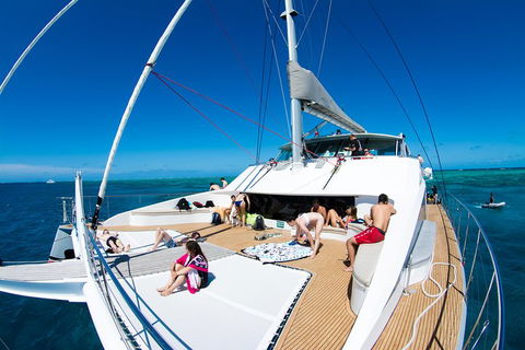 Passions Of Paradise Great Barrier Reef Snorkel And Dive Cruise From Cairns By Luxury Catamaran - Sydneys Hotel 3