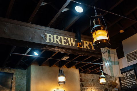 Drinks & Bites In Sydney Private Tour - Sydneys Hotel 2