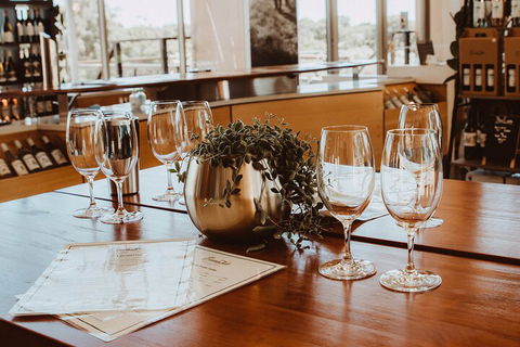 6 Day Esperance & Margaret River Adventure Tour - Sydneys Hotel 2